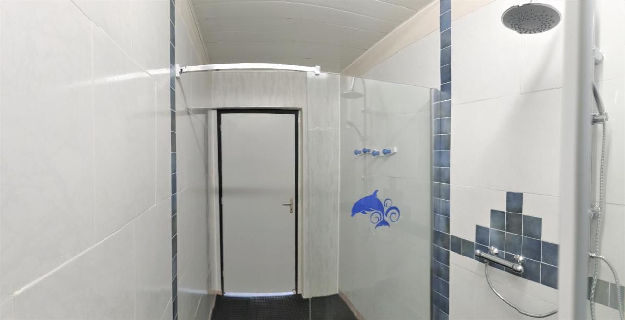 Charming Traditional 2-Bed Cottage Near Plémet 외부 사진