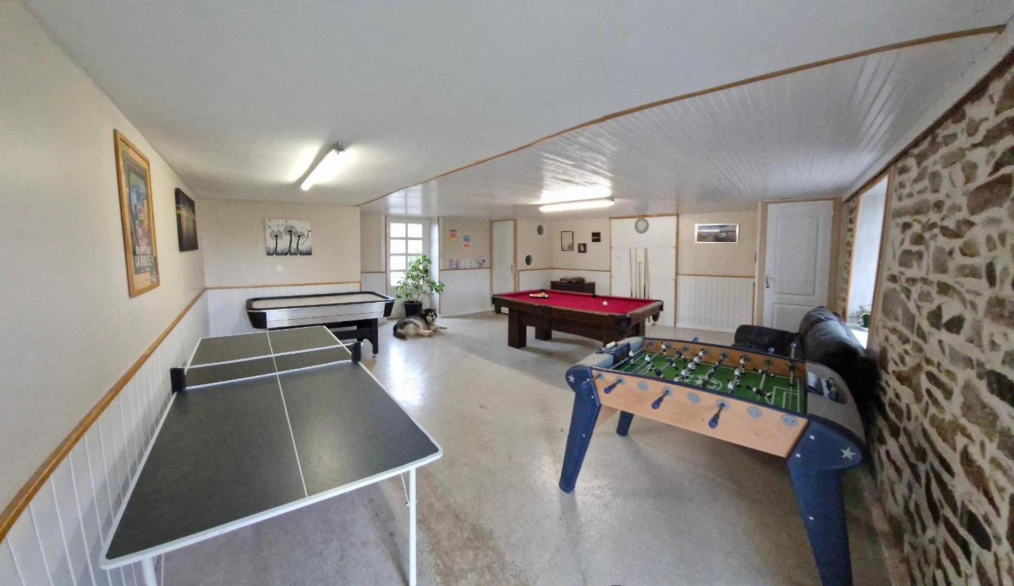 Charming Traditional 2-Bed Cottage Near Plémet 외부 사진